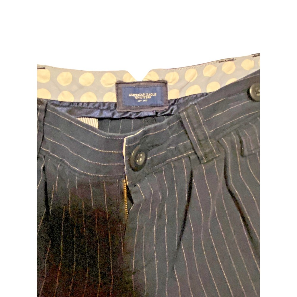 LADIES AMERICAN EAGLE OUTFITTERS LIVE YOUR LIFE SHORTS PIN STRIPE SIZE 10 B30-05 - Picture 9 of 9